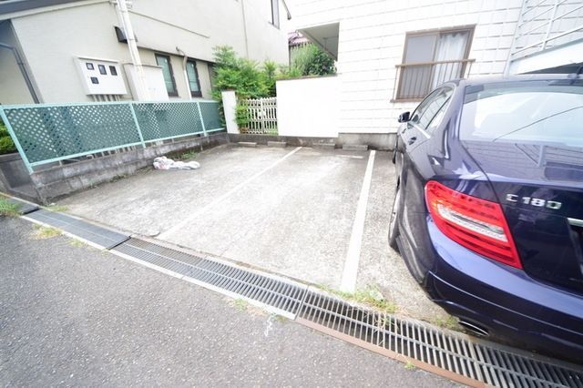 駐車場　★お部屋探しは株式会社タウンハウジング東京まで★