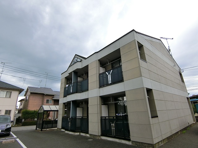 建物外観　落ち着いた雰囲気の外観です