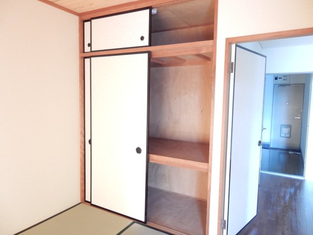 収納　収納（イメージ）