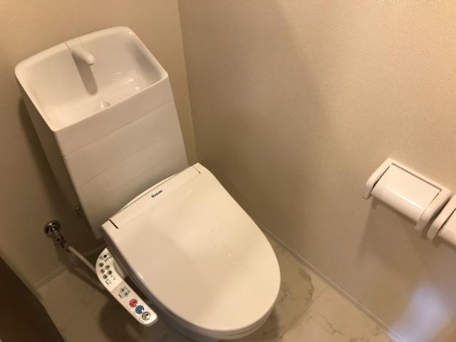 トイレ　シャワー付トイレ（イメージ）
