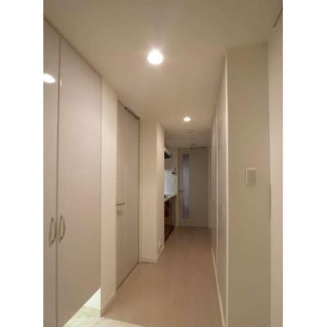 玄関　※写真は同タイプ住戸です。