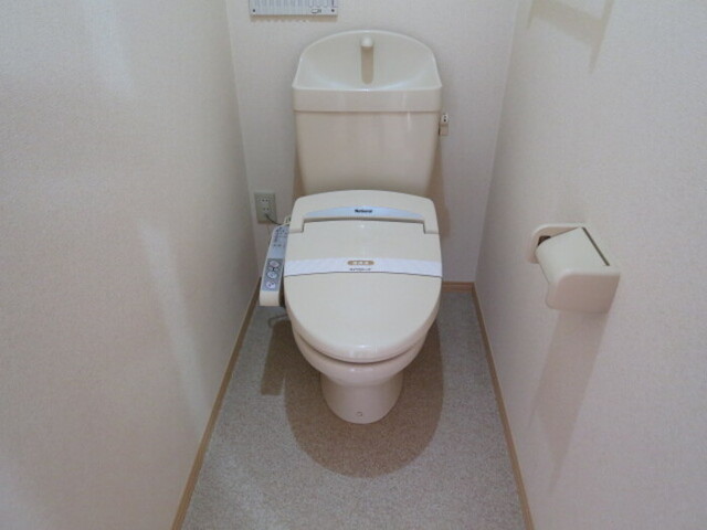 ロイヤルコートのトイレ写真
