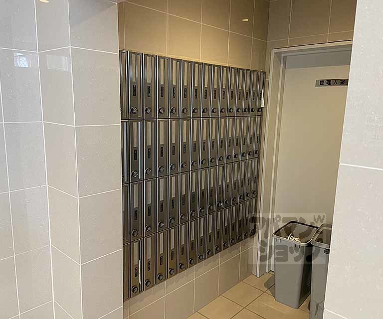 グランレブリー洛西口の外観写真