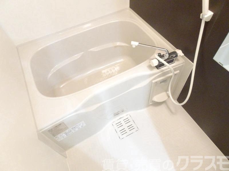 バス・シャワールーム　浴室乾燥機付きバス♪