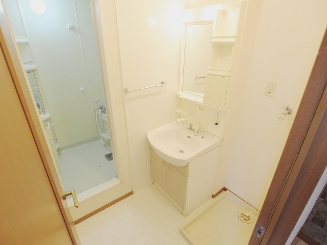 洗面設備　※掲載している写真は別部屋のものです。参考下さい。