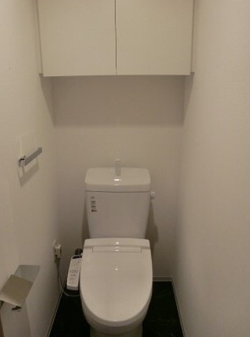 都営浅草線 蔵前駅 徒歩5分 13階建 築11年のトイレ写真