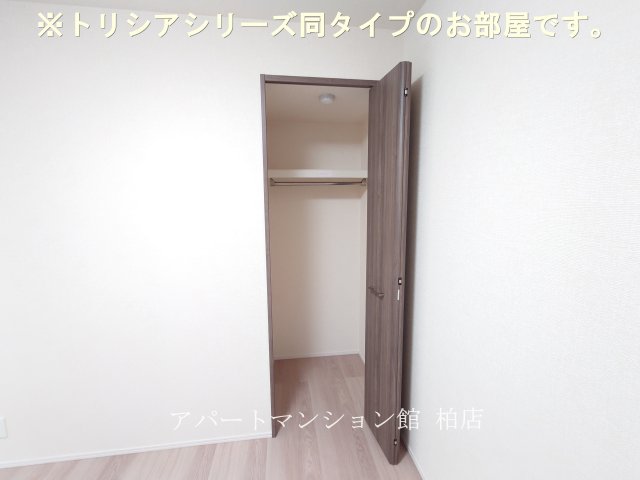 収納　同施工会社、同型タイプです／※現況優先