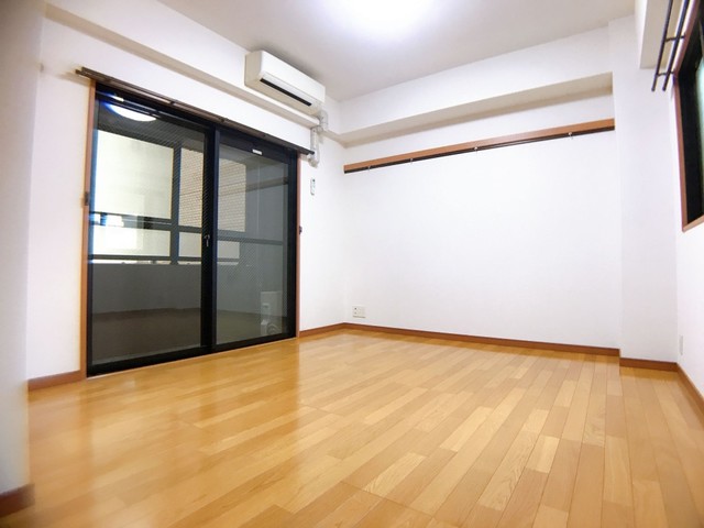その他部屋・スペース　【洋室】掲載写真は全て現入居者入居前の写真となります。