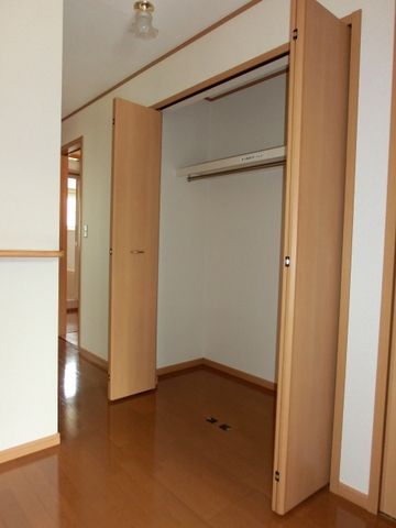 収納　クローゼット