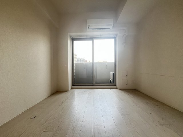 居室・リビング　ゆったり過ごせる居間です