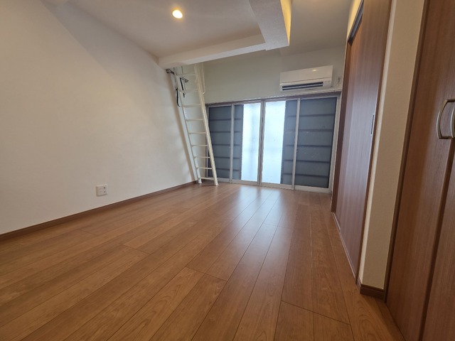 居室・リビング　★ロフト付ワンルームのお部屋です★