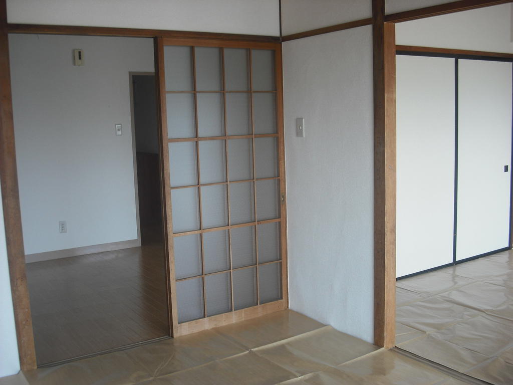 大和マンションの居間写真