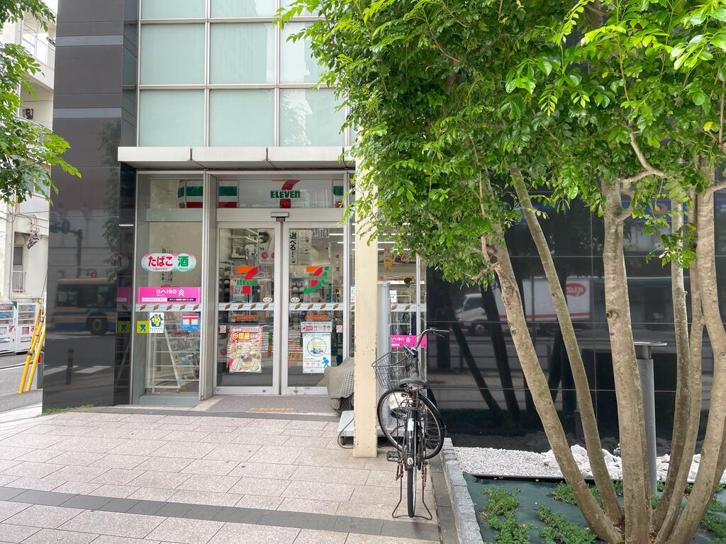 【GSハイム山下町のコンビニ】