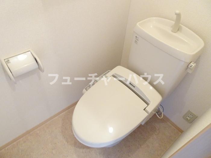 【ロイヤルクレール　Ａのトイレ】