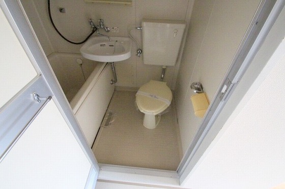 トイレ　※他号室の写真です。