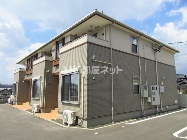 ライズピークＢの建物外観