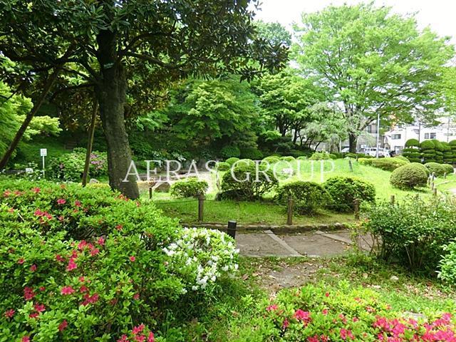 【アーバンリンク護国寺の公園】