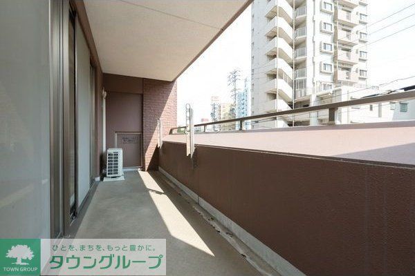 【名古屋市東区芳野のマンションのバルコニー】