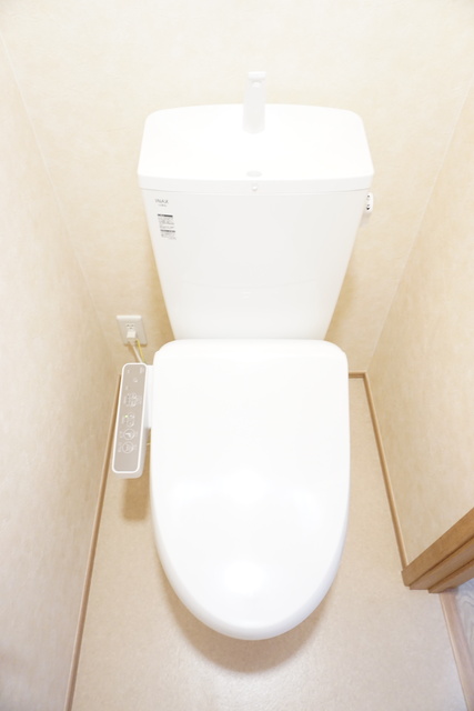 トイレ　トイレは洗浄便座です★