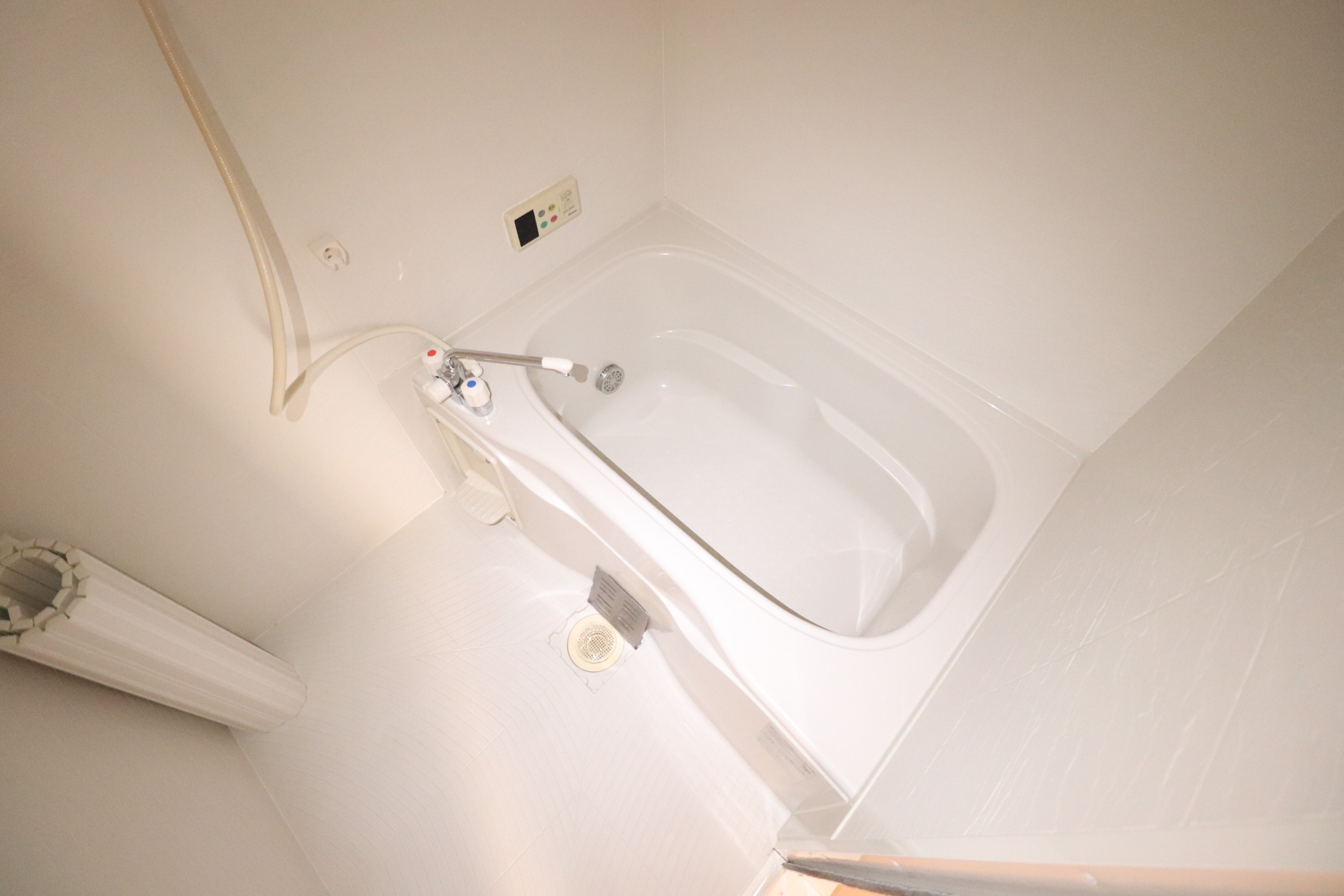 バス・シャワールーム　バスルームです♪