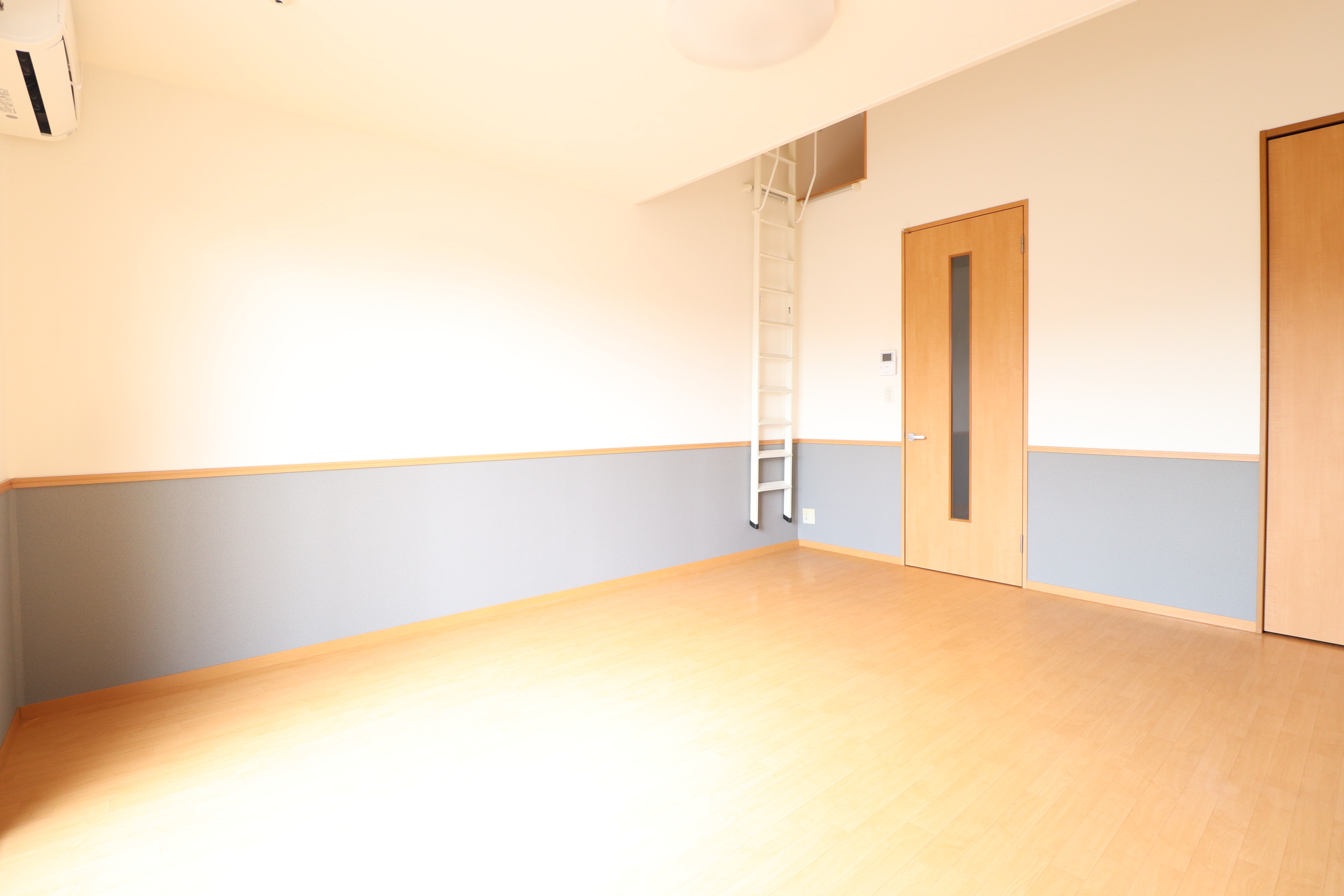 居室・リビング　広々快適に過ごしていただけるお部屋です♪