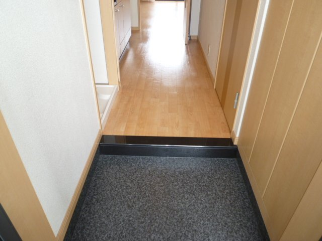 玄関　ゆったりとした玄関です
