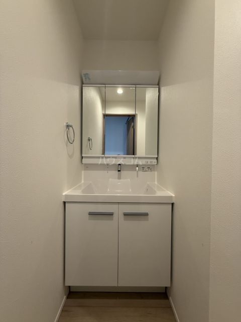 太田窪戸建て3号棟の内装写真