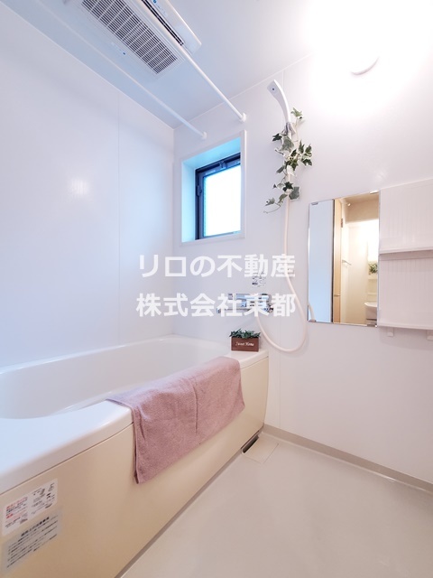 バス・シャワールーム　浴室乾燥機付バスルームです♪（※家具は付きません）