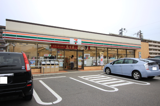 コンビニ　セブンイレブン新潟幸西店（コンビニ）まで172m