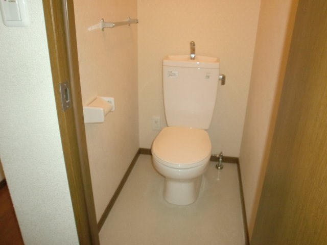 トイレ　同型タイプ