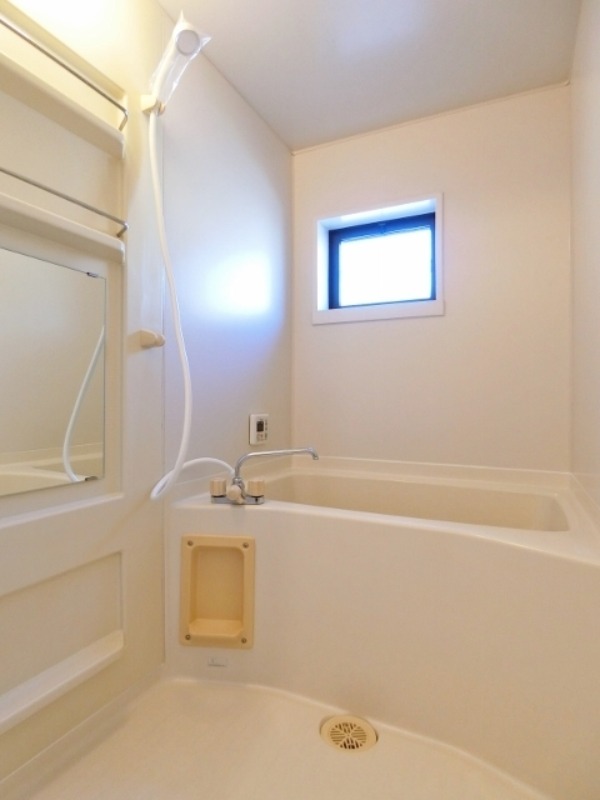 バス・シャワールーム　図面と現状に相違がある場合には現状を優先