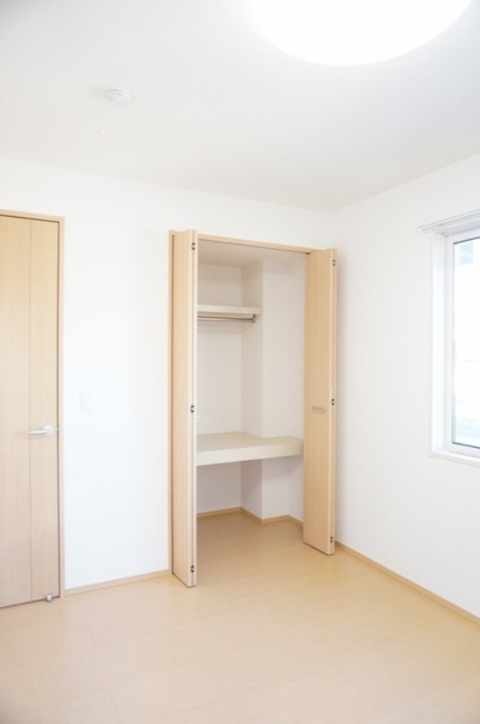 収納　図面と現状に相違がある場合には現状を優先