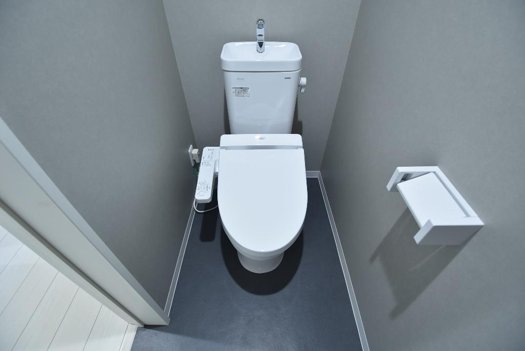 トイレ　シャワー付トイレ