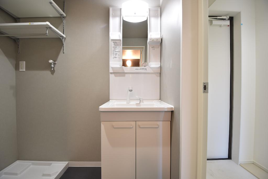 洗面設備　洗髪洗面化粧台