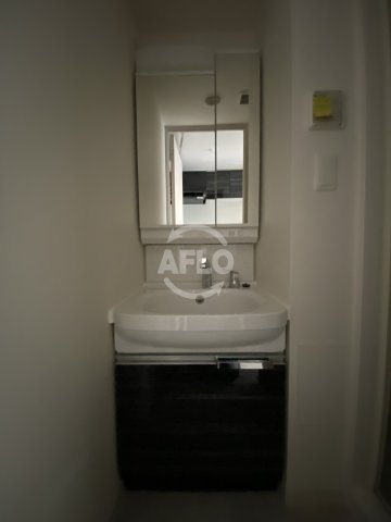 洗面設備　プレサンスOSAKA DOMECITYクロスティ（プレサンス