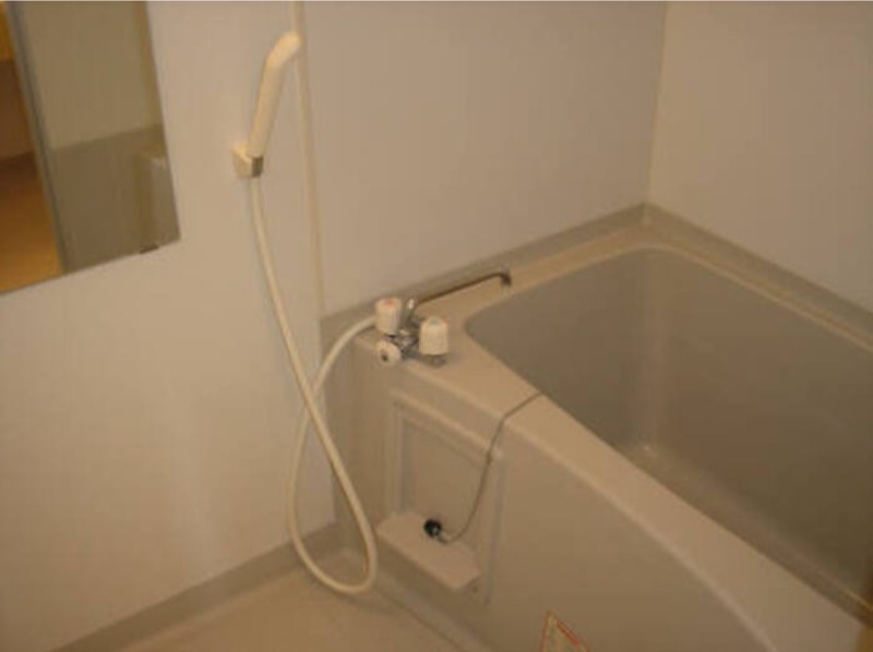 バス・シャワールーム　図面と現状に相違がある場合には現状を優先