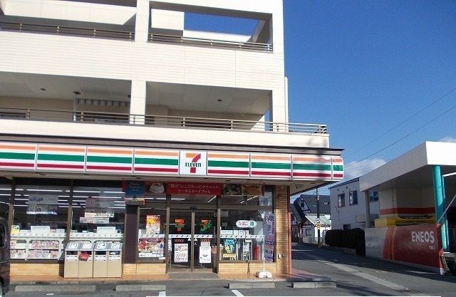 コンビニ　セブンイレブン長泉中央通り店（コンビニ）まで550m
