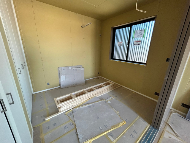 居室・リビング　４．５帖の居室