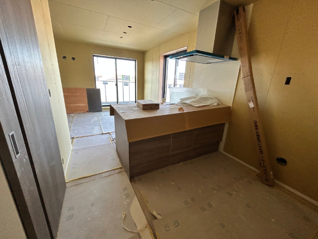 居室・リビング　カウンターキッチンのあるリビング