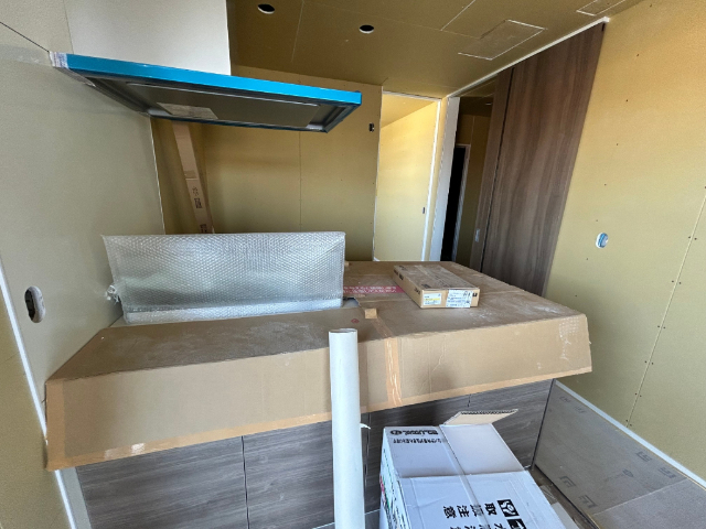 その他設備　キッチンには全面収納があります