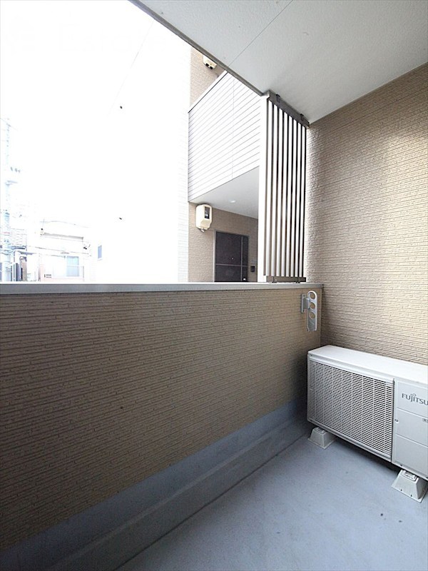 バルコニー　バルコニー