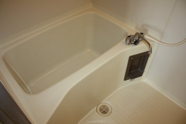 バス・シャワールーム　※別室の参考写真の為、現況優先です。