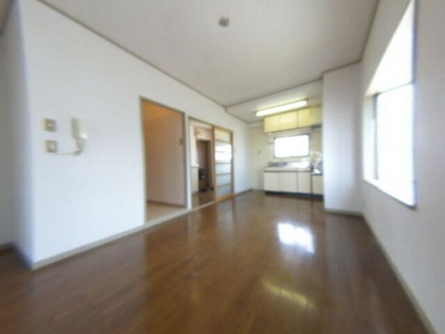 居室・リビング　※別室の参考写真の為、現況優先です。