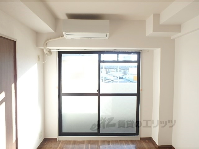 居室・リビング　洋室