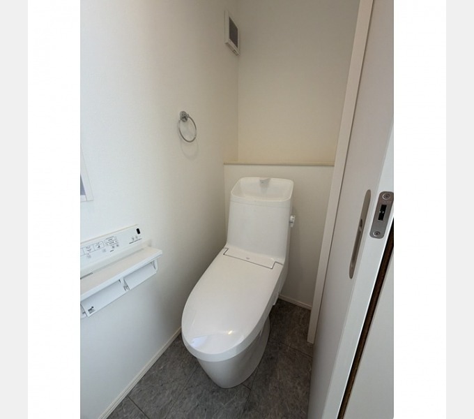 トイレ　2Fトイレです