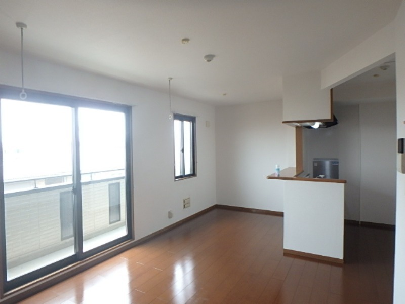 居室・リビング　図面と現状に相違がある場合には現状を優先