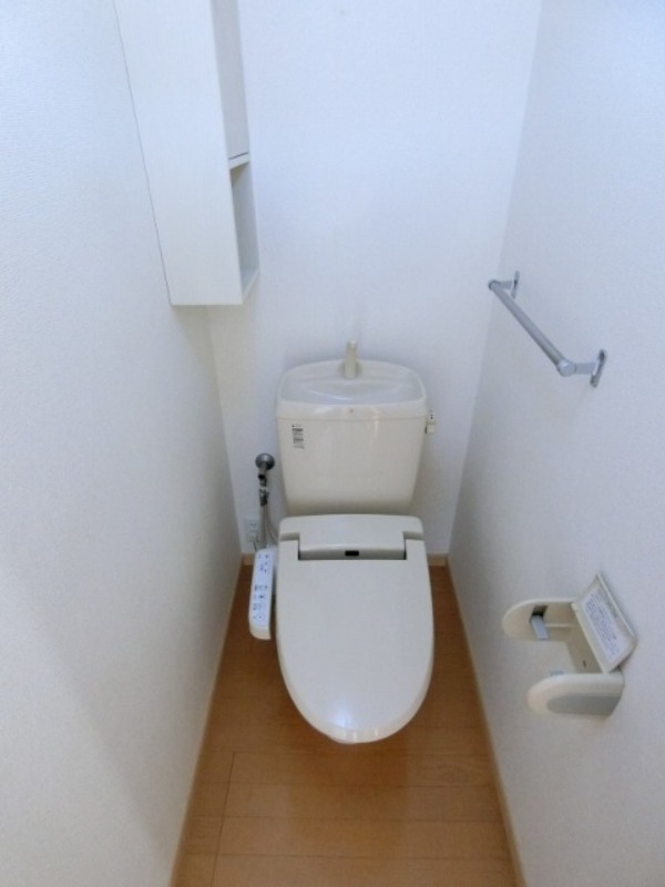 トイレ　図面と現状に相違がある場合には現状を優先