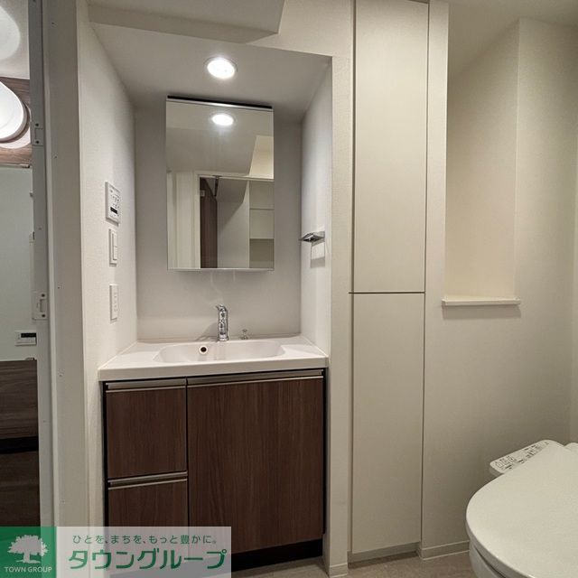 洗面設備　※写真は同タイプ住戸です。