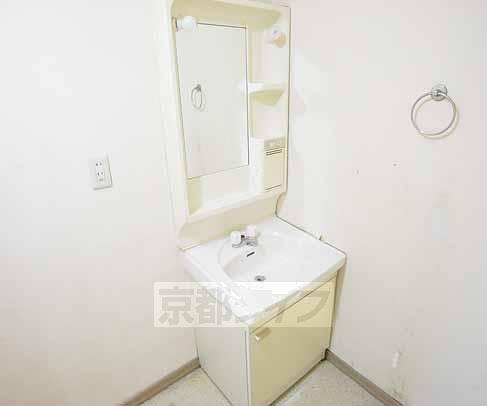 洗面設備　独立洗面もあり充実！