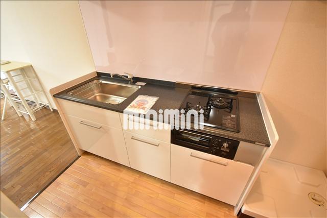 キッチン　広いキッチン。収納もたっぷり。